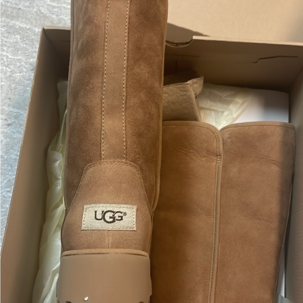 UGG Classic Chestnut Boots